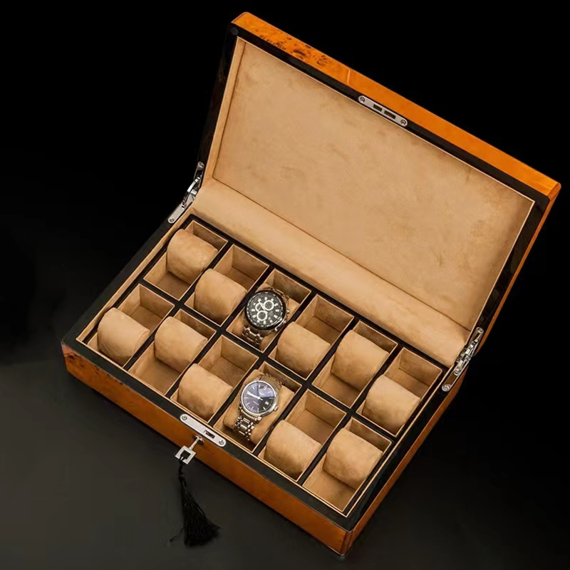Luxury Watch Image - Nuovo Display per orologi in legno