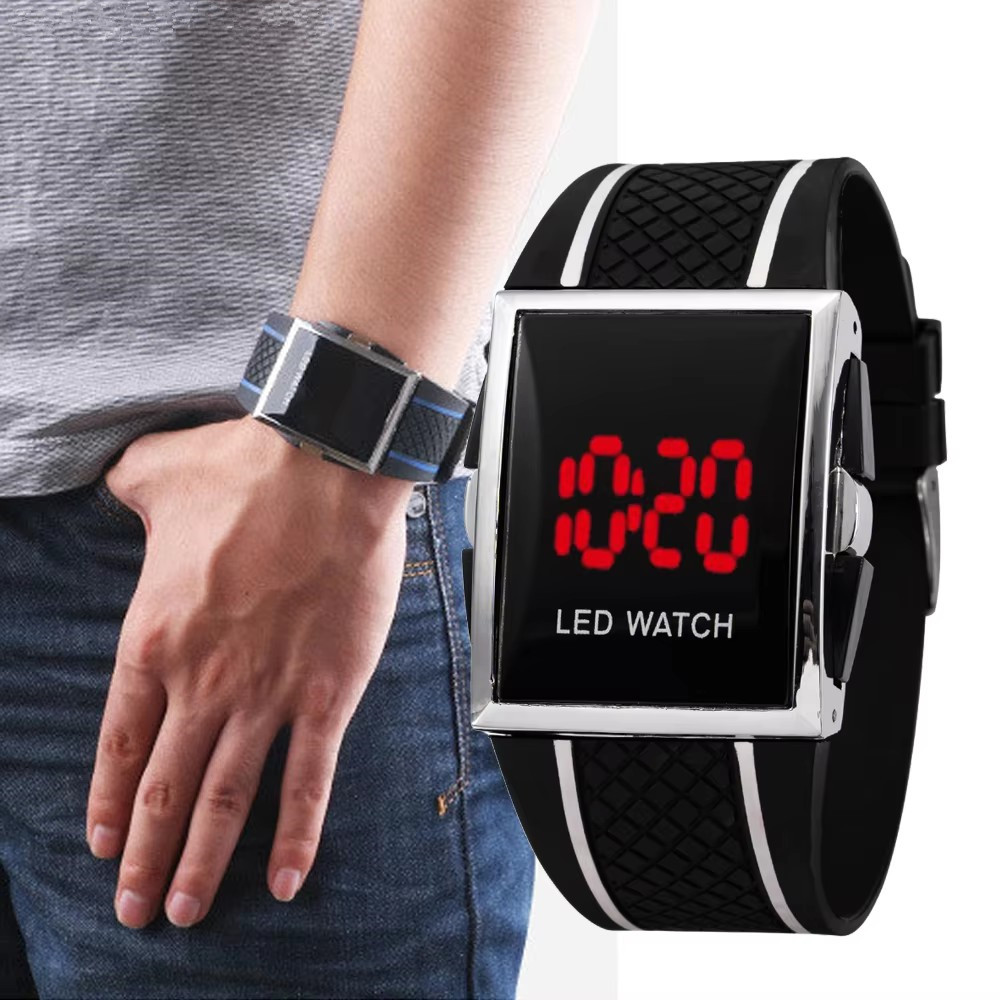 Orologi digitali sportivi da u - Luxury Watch White recensione e prezzo
